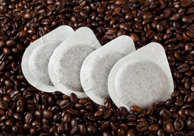 4dosettes ESE sur des grains de café